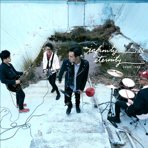 被三个男人躁爽白浆
